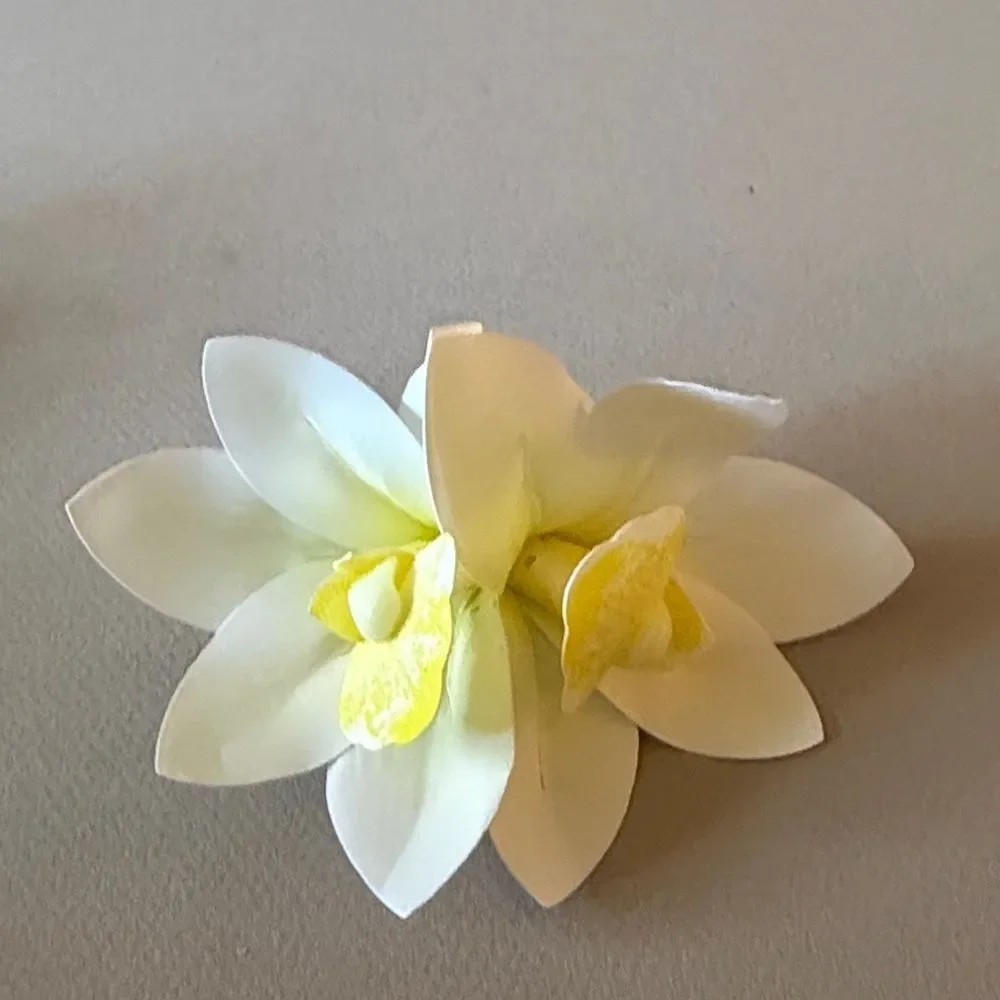 White orchid fower Hair Clip A1608